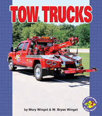 Tow Trucks (Pull Ahead - Mighty Movers)